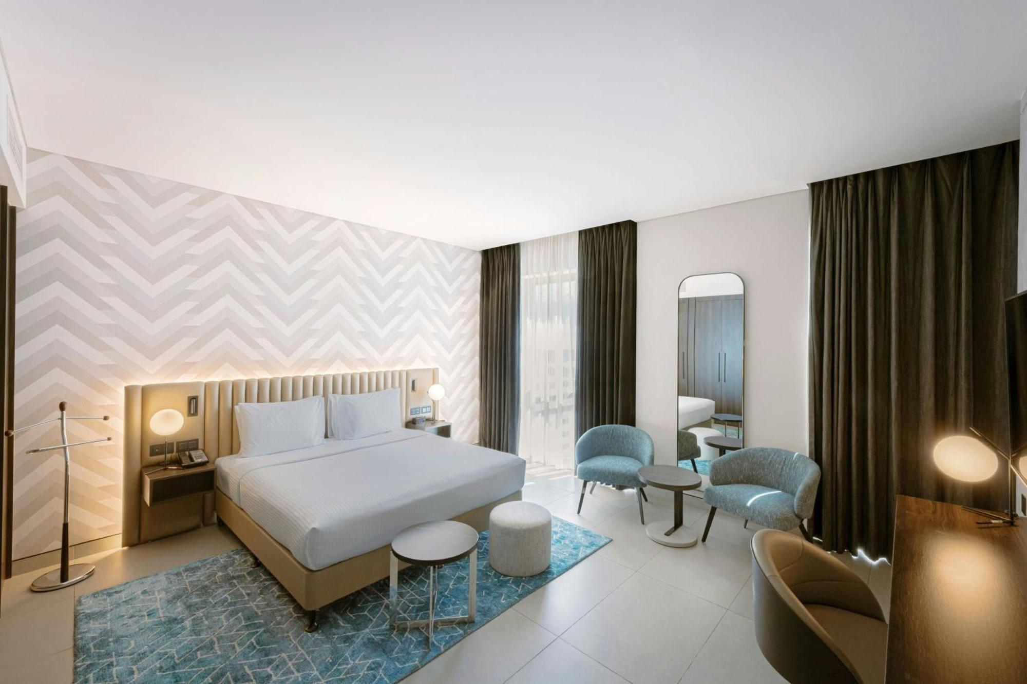 One Bedroom Executive Suite 1 King & Ladies Spa indulge more less